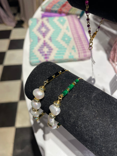 Local Pearl Bracelet