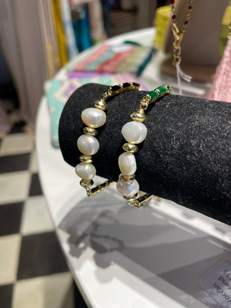 Local Pearl Bracelet
