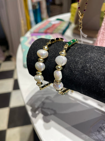 Local Pearl Bracelet