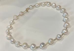 Big Pearl Necklace