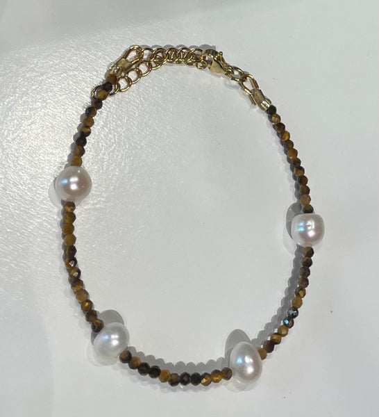 Beaded 5 Pearl Bracelet